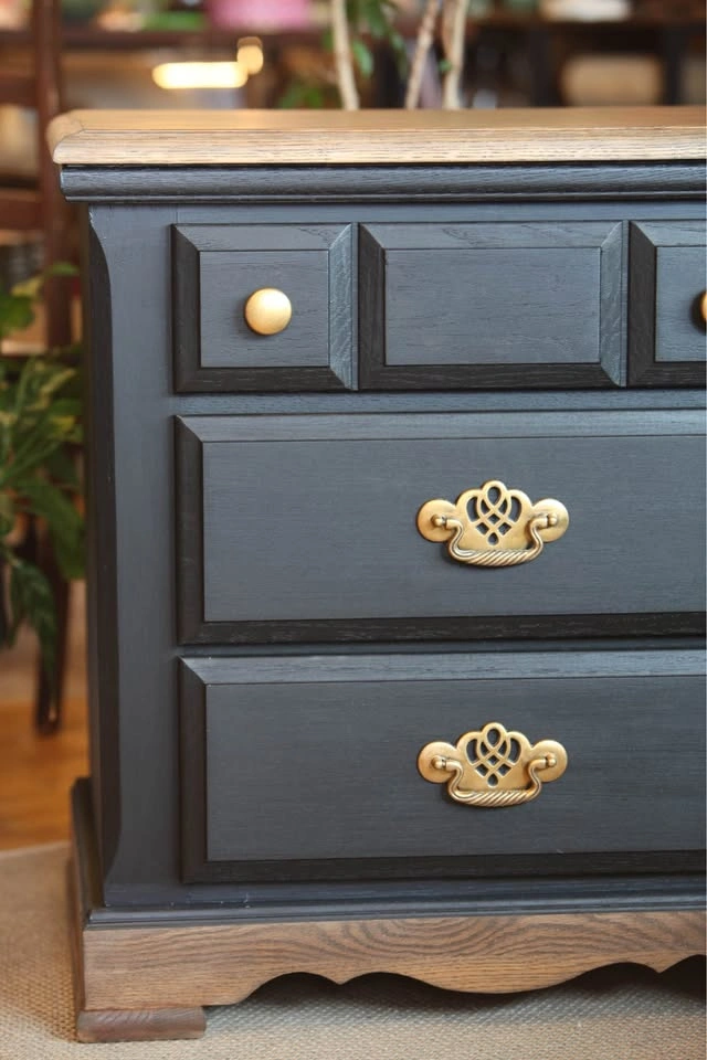Palliser Vintage Nightstand-Refinished - photo 3