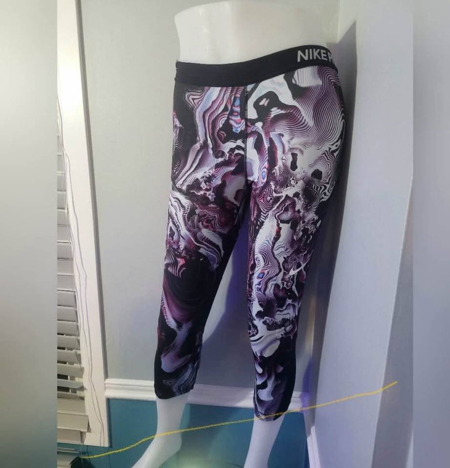 Nike Dry FIT Woman's Leggings Black and Purple Size Large - photo 2