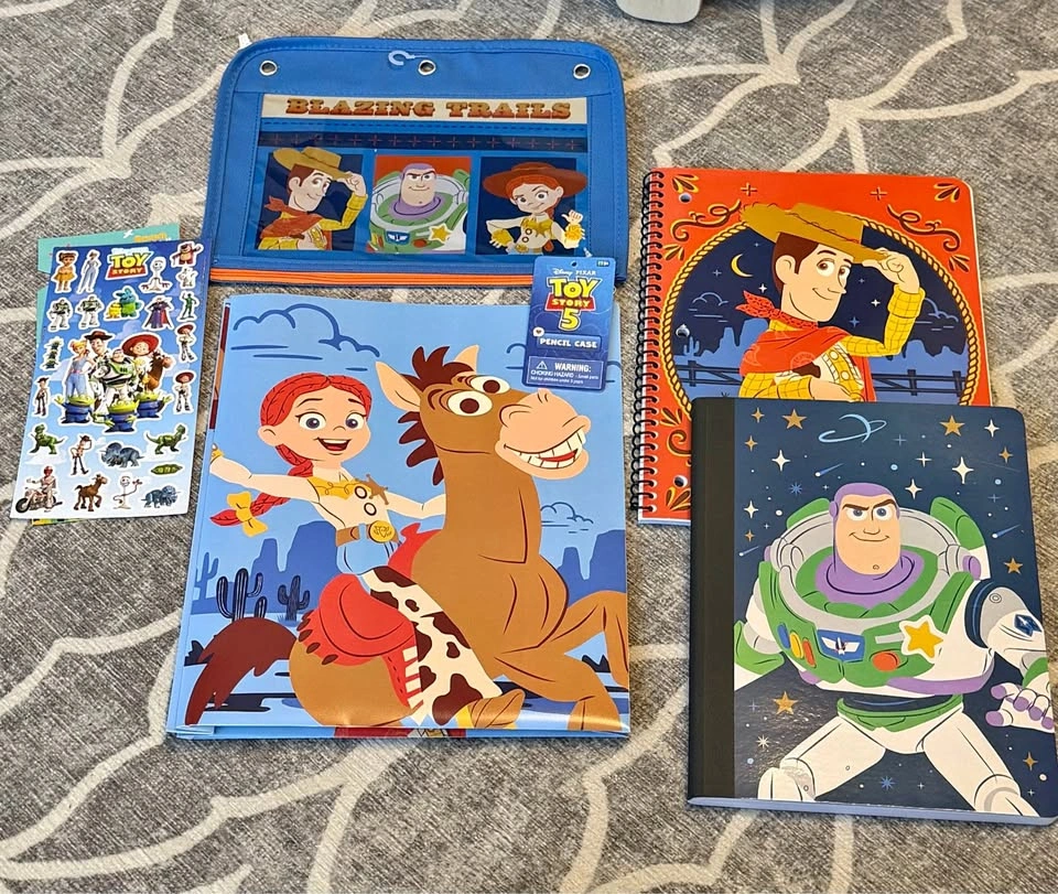 Toy Story 5 Stationery Set