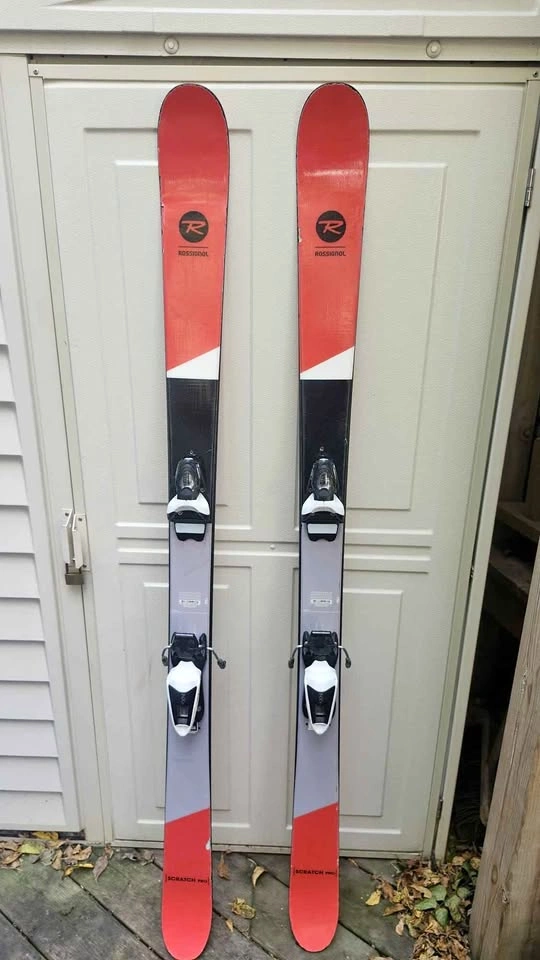 Rossignol Scratch Pro Junior Twin-Tip Freestyle Skis