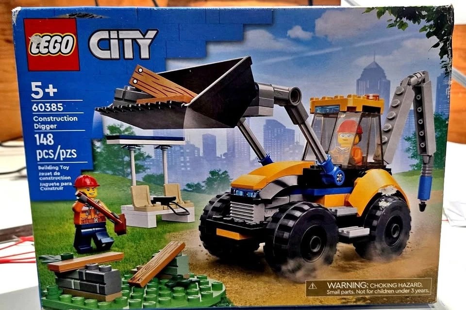 LEGO City Construction Digger 60385 – New & Sealed