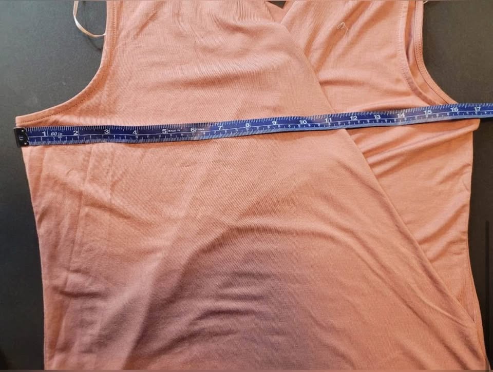 The Limited Sleeveless Pink Wrap Top Petite M - photo 5