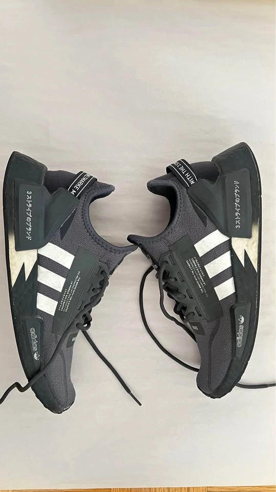 adidas NMD V3 Grey