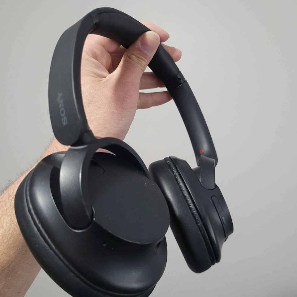 Sony WH-CH720N Wireless Noise-Cancelling Headphones - photo 3