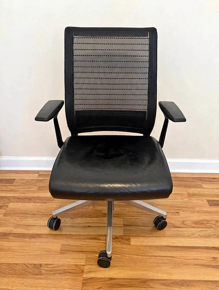 Steelcase Think V1 - Genuine Leather - 90% OFF - Home Stored