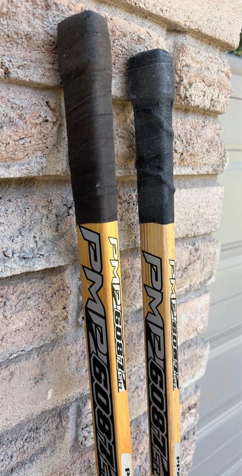 Pair of Classic Sher-Wood PMP 6087 SR Senior Hockey Sticks - photo 2