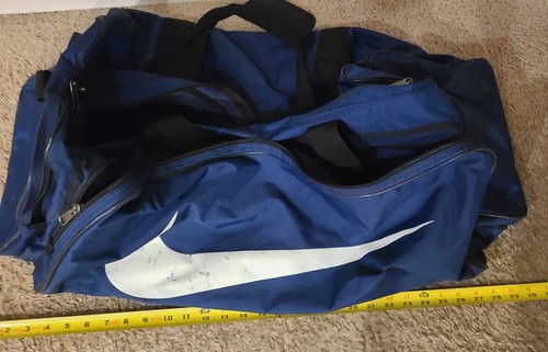 Nike Duffel Bag Large Navy Gym Style Handles Zipper Shoe Compart