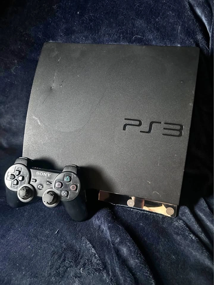 PS3 slim (read description)