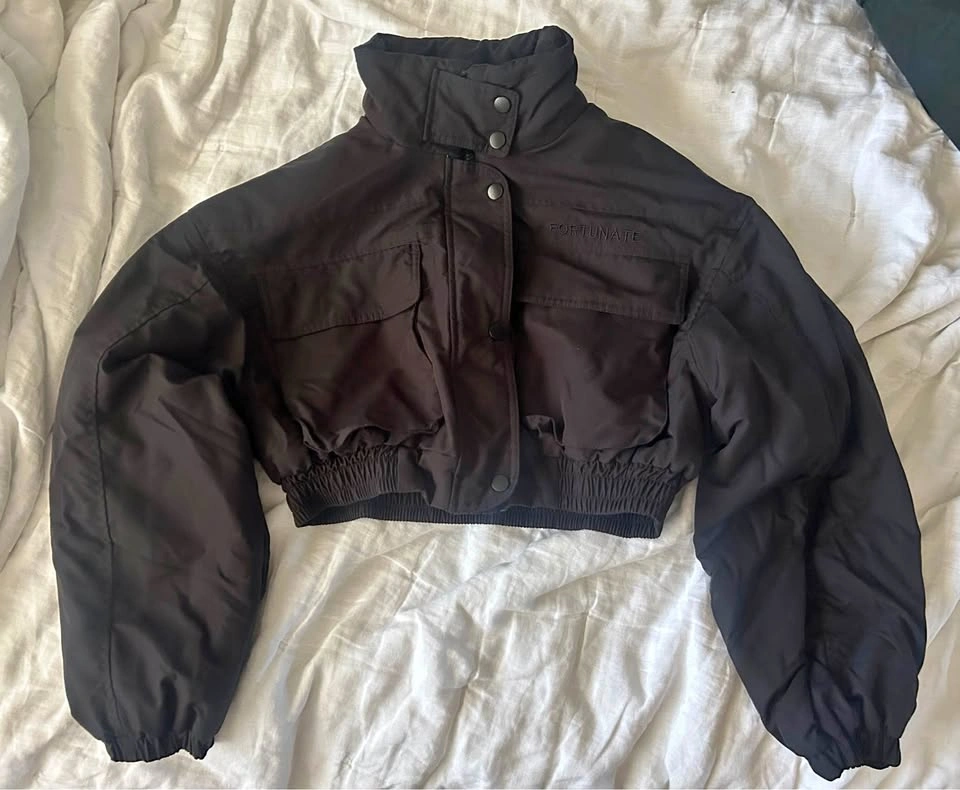 Cropped bomber jacket size SMALL