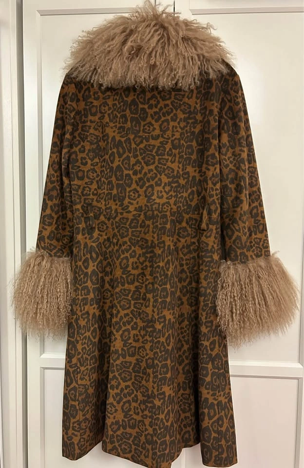 Charlotte Simone Leopard Print Fur Coat (limited edition) - photo 2