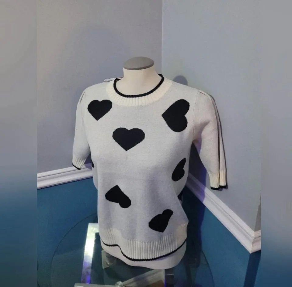 PHILOSOPHY Sweater Black Heart Pattern Size Medium image indicator(2)