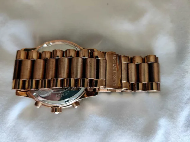 Michael Kors Women's Cooper Watch MK5928 - Rose Gold image indicator(3)