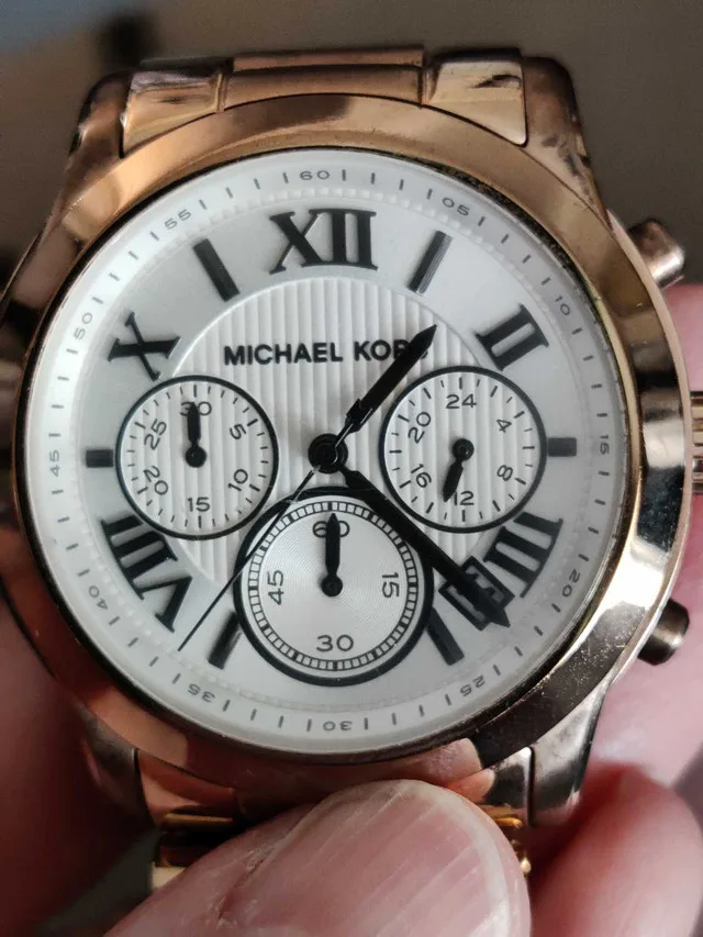 Michael Kors Women's Cooper Watch MK5928 - Rose Gold image indicator(5)