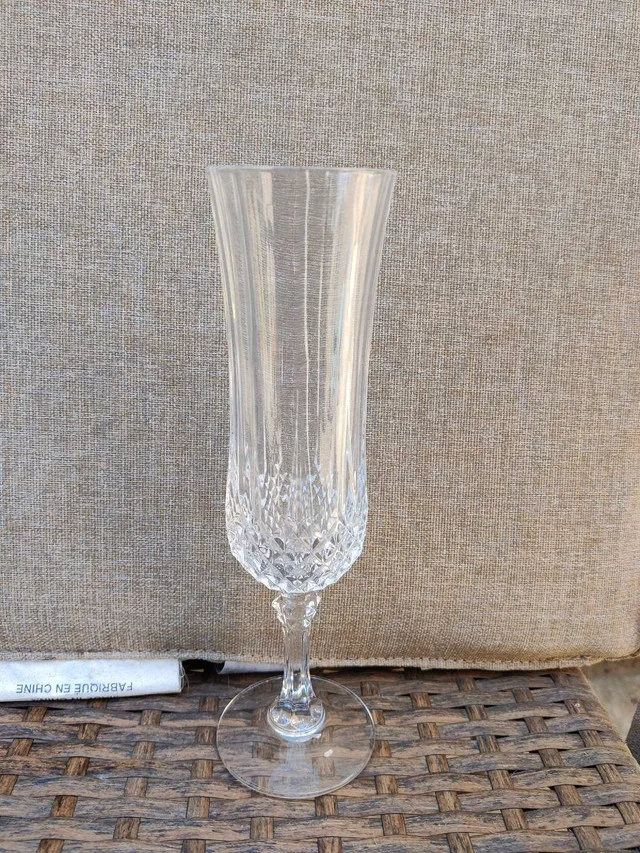 Cristal D'Arques Champagne Flutes - Set of 12 image indicator(4)