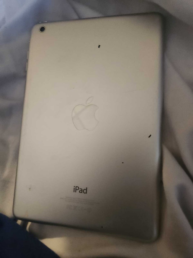 Apple iPad mini - photo 2