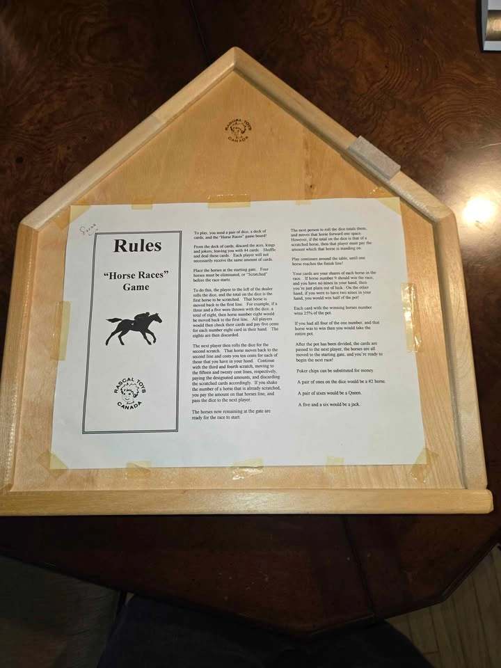 Wooden Horse Racing Dice Board Game - photo 2