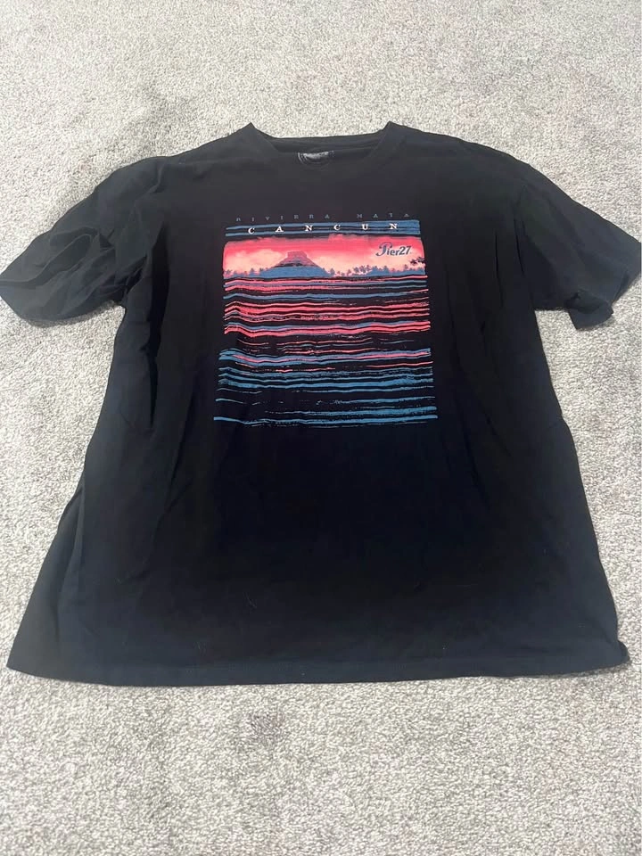 Various Clothing Items - photo 2