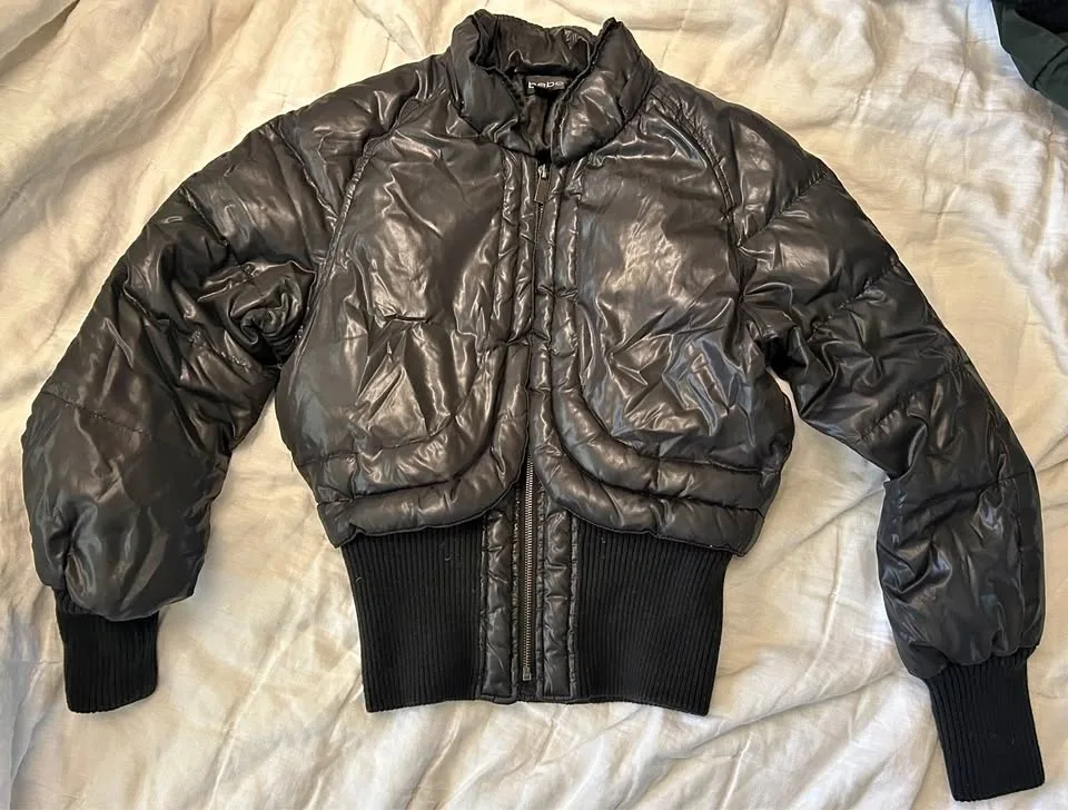 BEBE Y2K cropped bomber