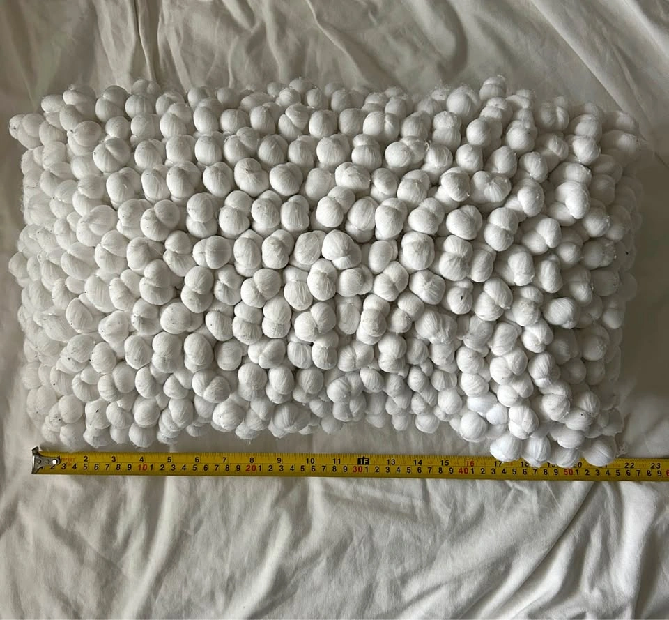 Throw pillow (as is)