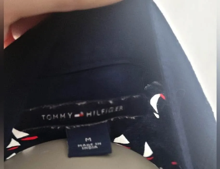 Tommy Hilfiger Woman's Sleeveless Light Summer Top Size M image indicator(6)