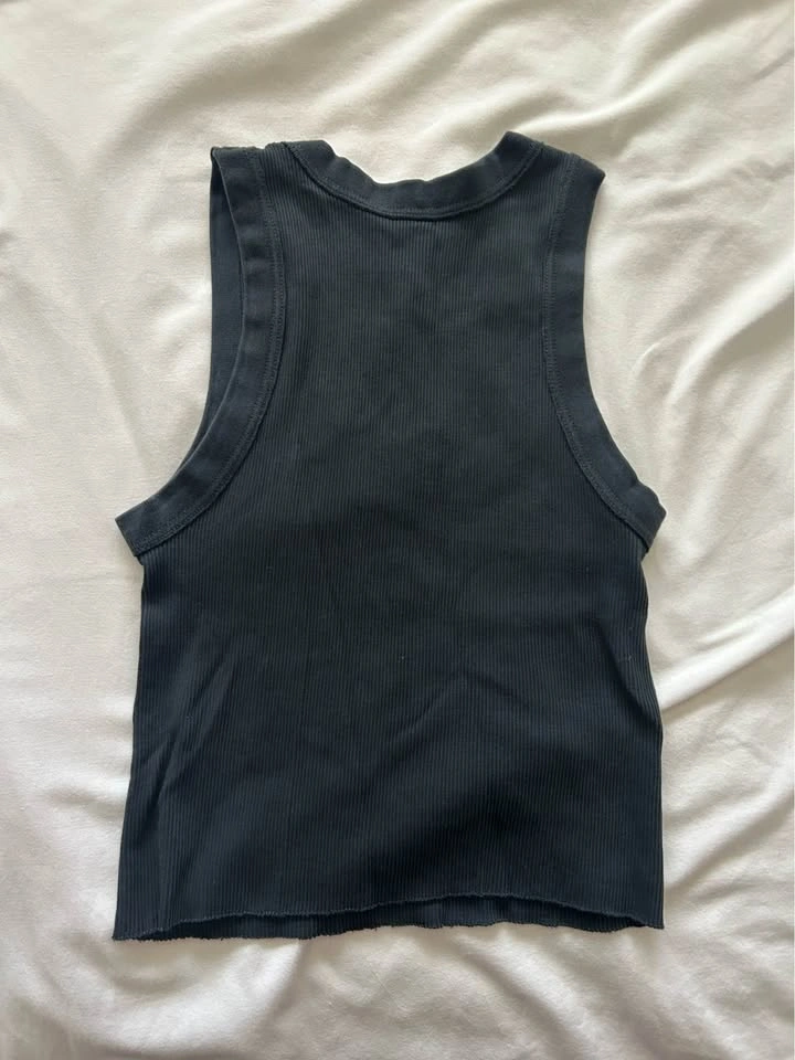 Brandy Melville tank - photo 2