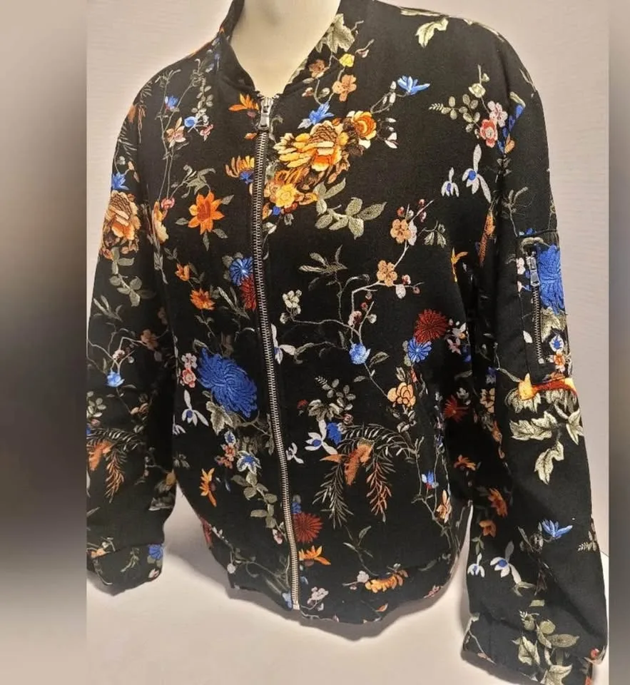 Zara Floral Black Jacket With Sleeve Coin Pocket Size L image indicator(2)