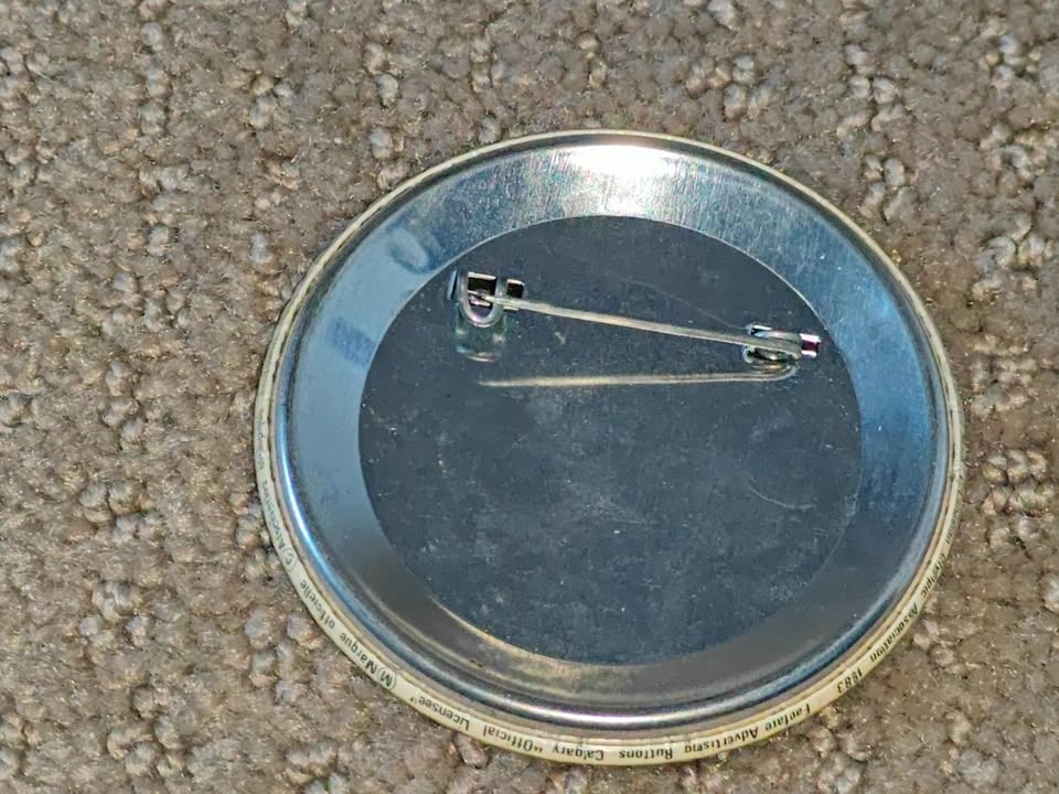 Calgary XV Olympic Winter Games Speedskating Button Pinback Pin - photo 2