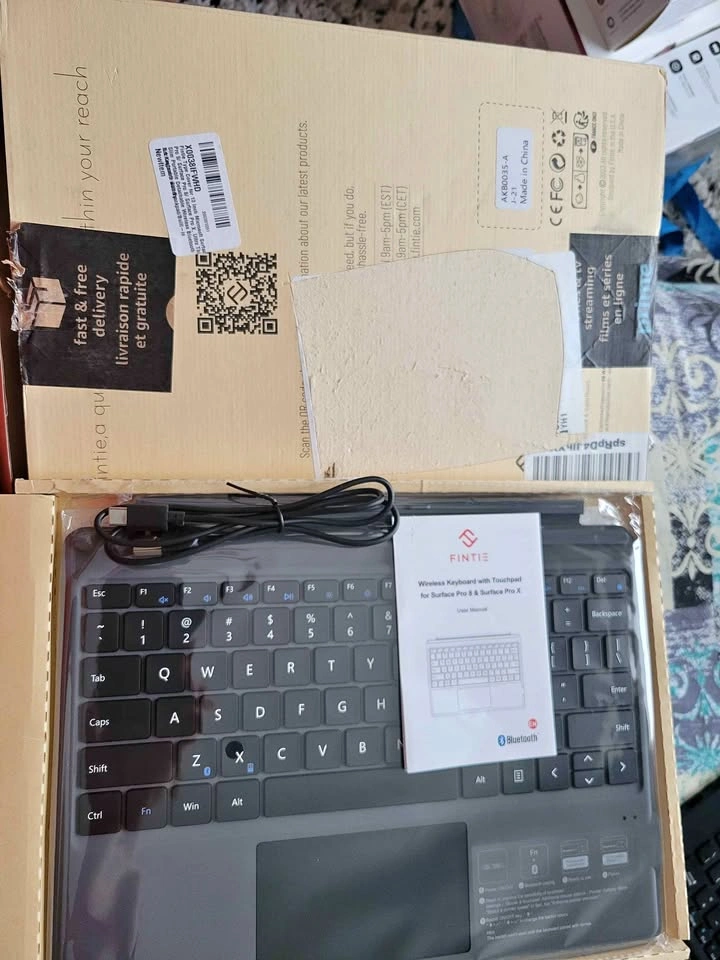 Fintie wireless blue tooth keyboard