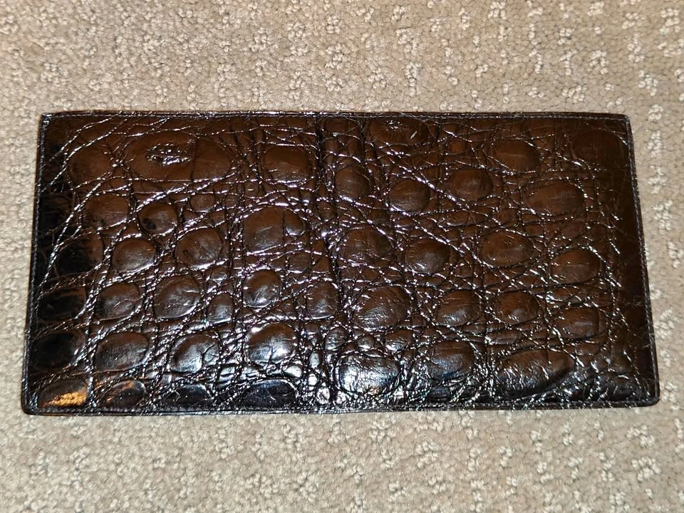 Handmade Faux Croc Patent Genuine Leather Billfold Men Wallet