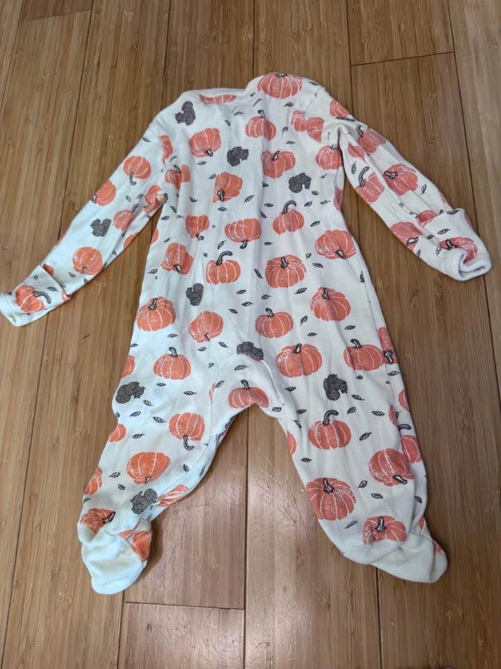 Pumpkin overalls - photo 2