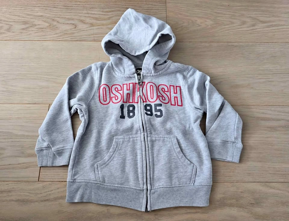 3T Oshkosh hoodie