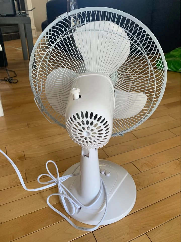 White Oscillating Table Fan - NEW - photo 3