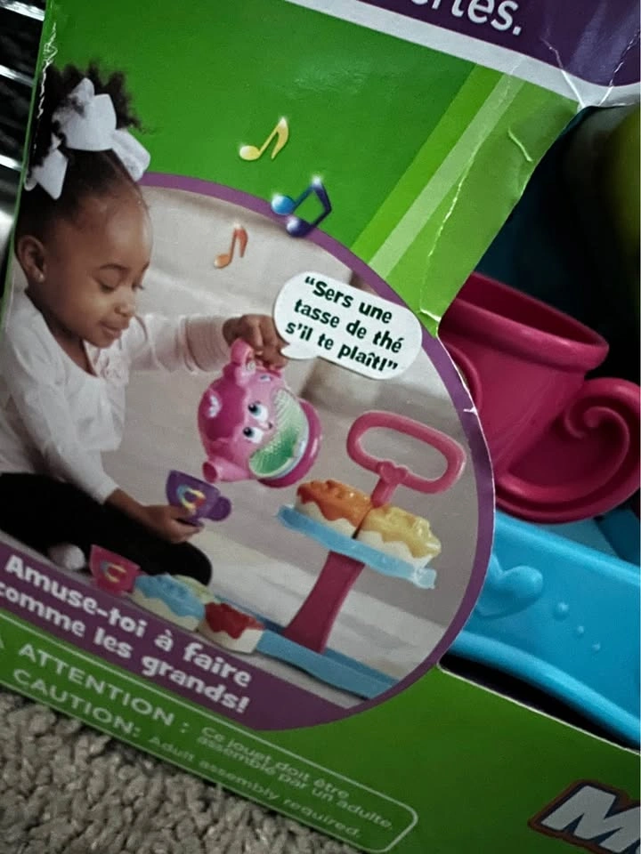 LeapFrog Musical Rainbow Tea Party - French Version - photo 2