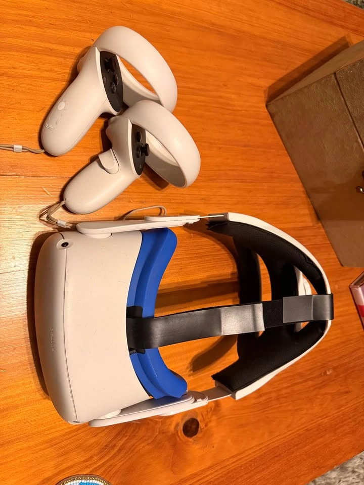 Oculus Quest 2, Race Car Simulator, and Geforce RTX PC - photo 2