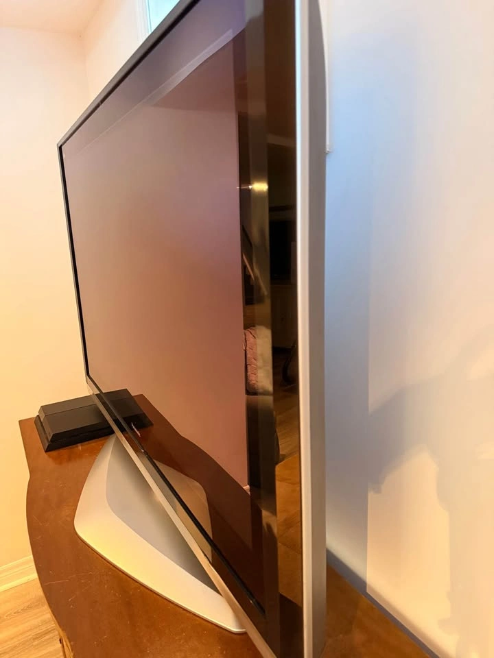 Panasonic Tv - photo 2