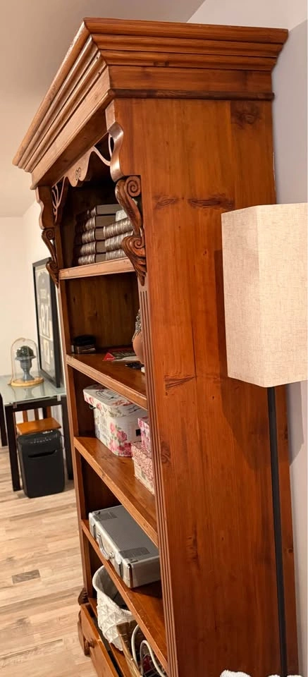 Large antique bookshelf - photo 3
