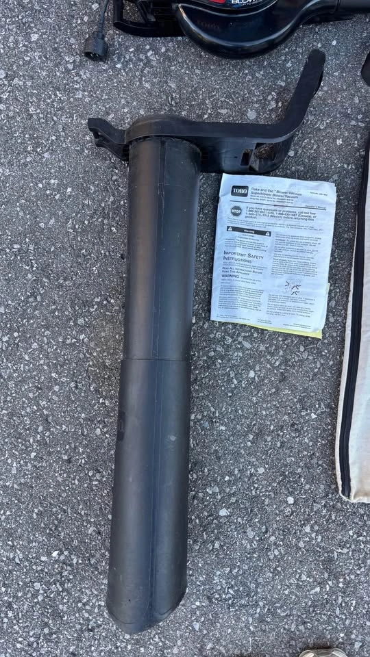 Toro 3 in 1 leaf blower / vac / mulcher *corded electric* - photo 5