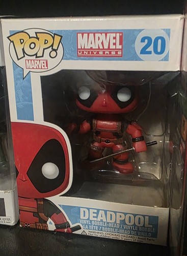Funko Pop! Marvel Universe Deadpool #20 Vinyl Bobble-Head Figure
