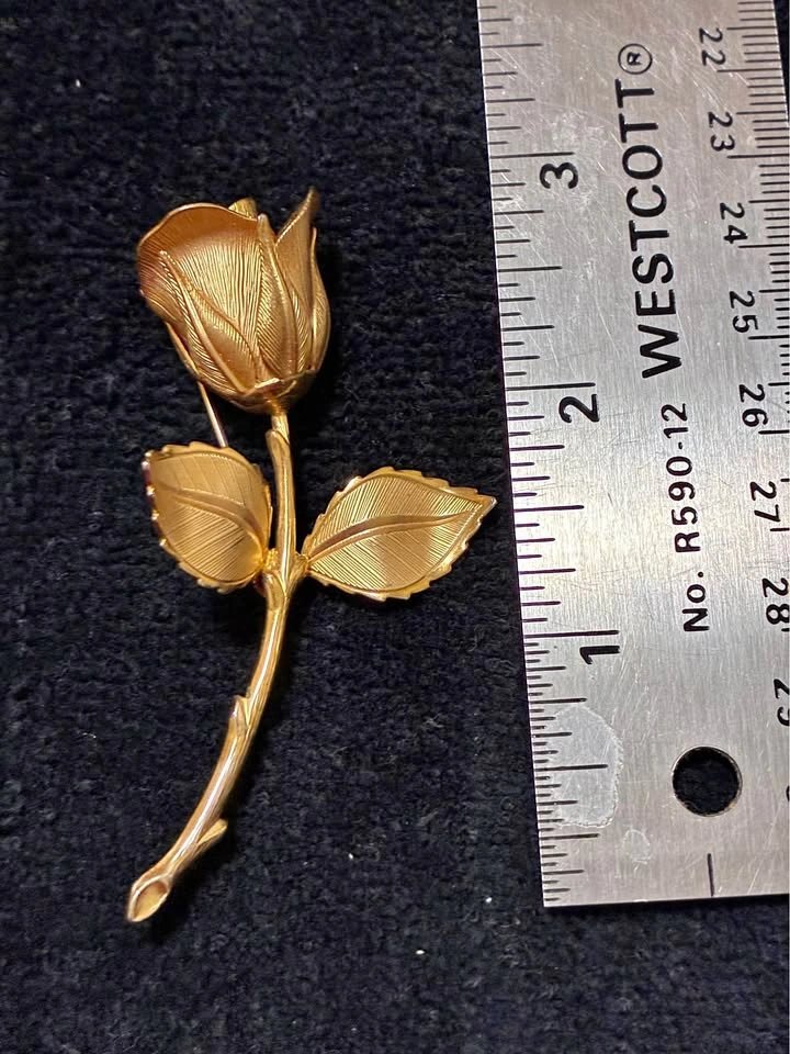 Vintage Mid-Century Brushed Gold-Tone Rose Brooch Pin