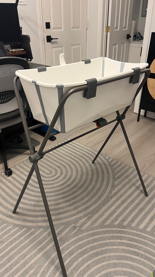 Stokke Flexi Bath with Stand and Accessories