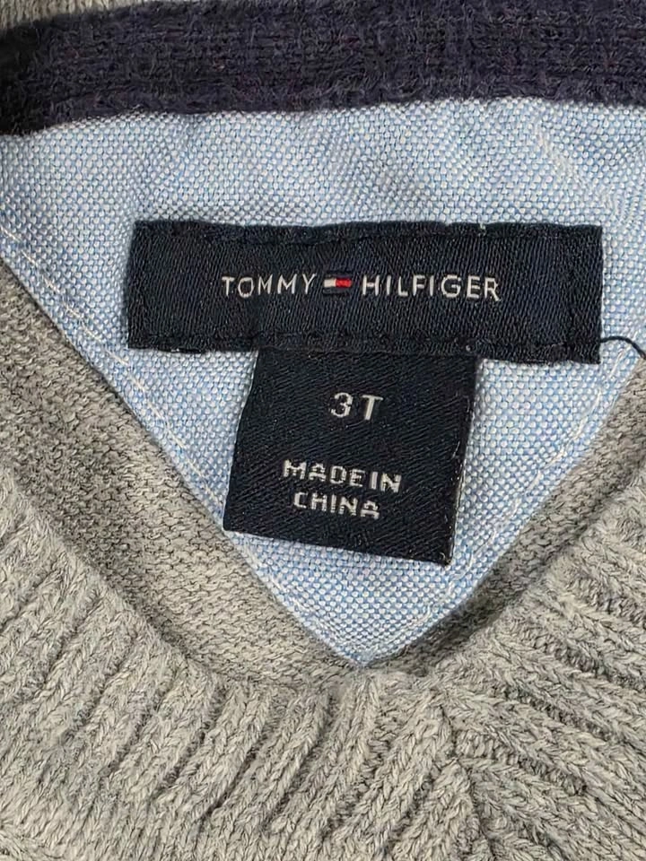 3T Hilfiger sweater - photo 2