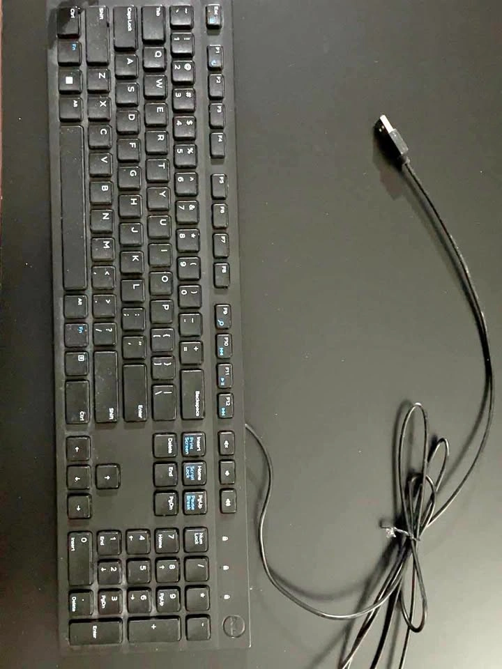 Dell Wired USB Keyboard - Full Size with Number Pad