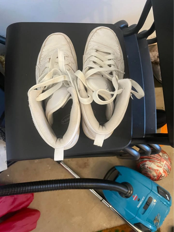 White Puma shoes Size 9 - photo 2