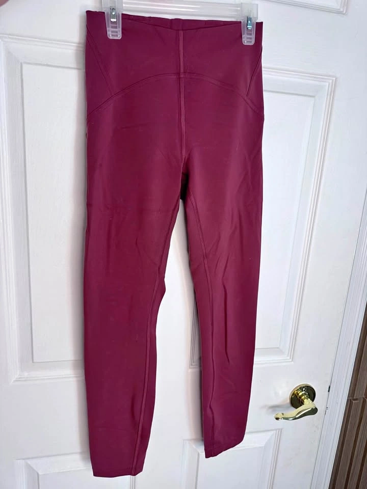 Lululemon leggings size 4