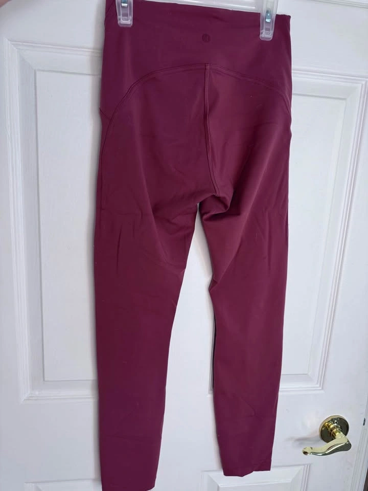 Lululemon leggings size 4 - photo 2