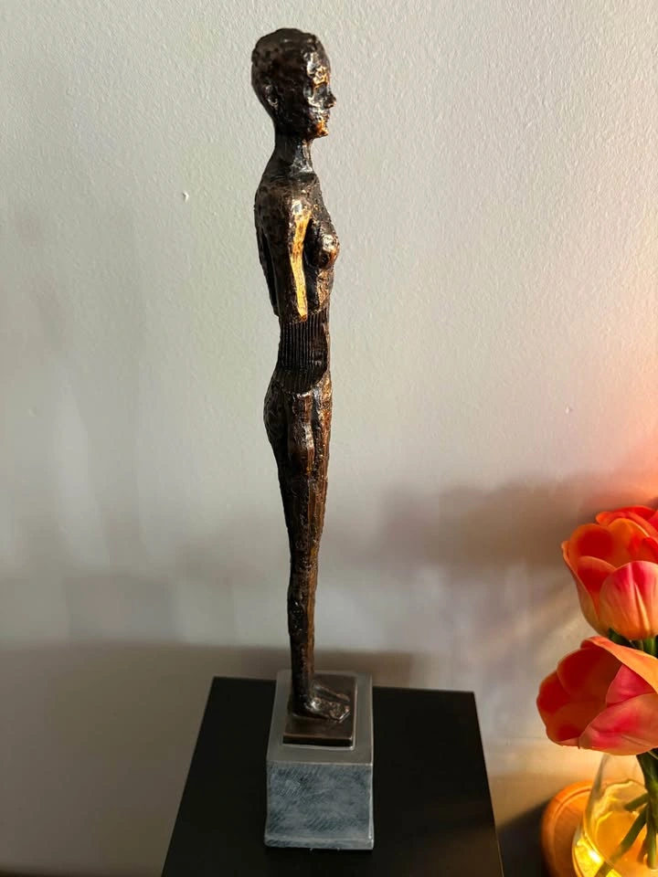 Vintage Giacometti-Style Resin Brutalist Standing Figure Sculptu - photo 5