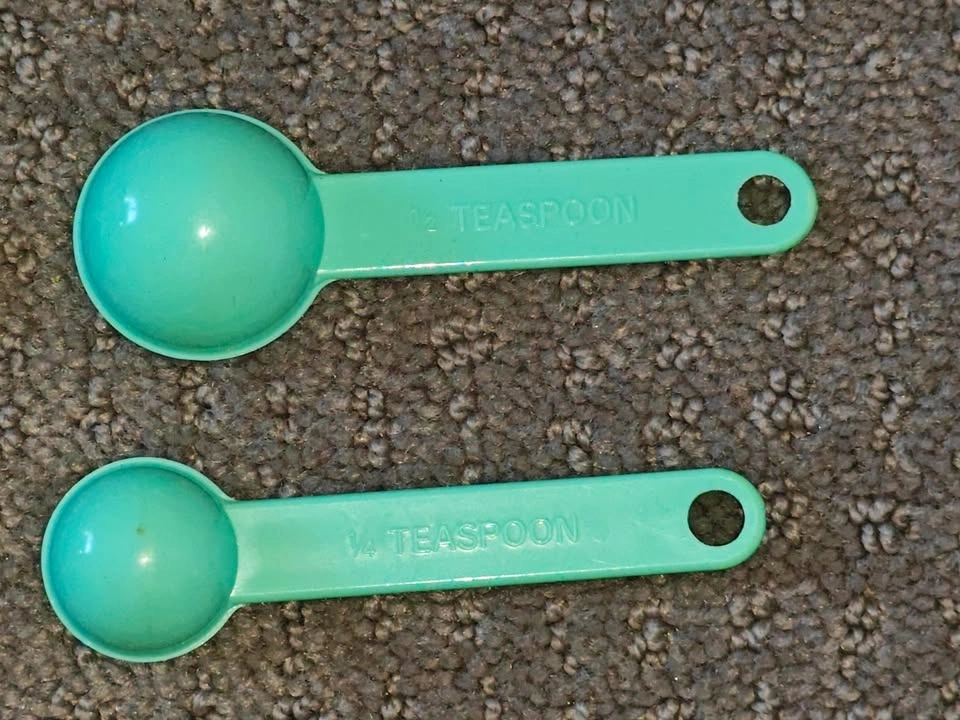 Set of 4 Measuring Spoons - 1 Tablespoon to 1/4 Teaspoon - photo 4