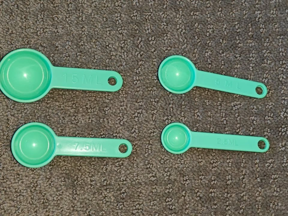 Set of 4 Measuring Spoons - 1 Tablespoon to 1/4 Teaspoon - photo 5
