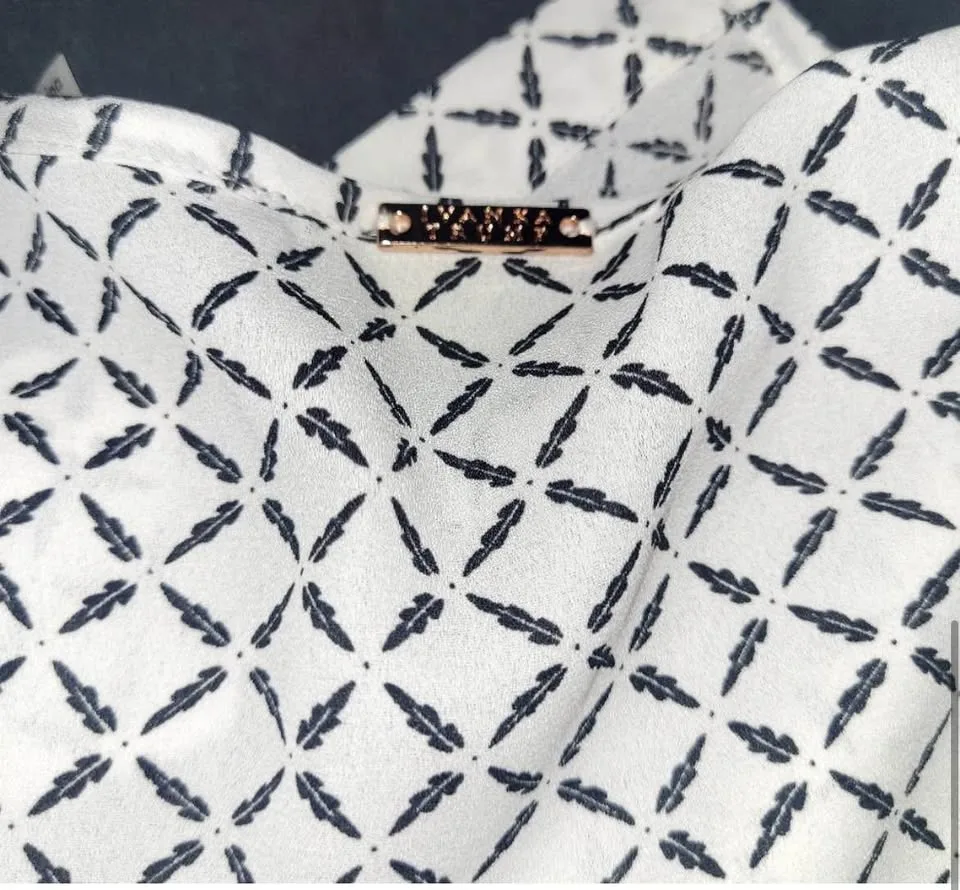Ivanka Trump New White and Black Blouse Accent Sleeve With Tags image indicator(4)