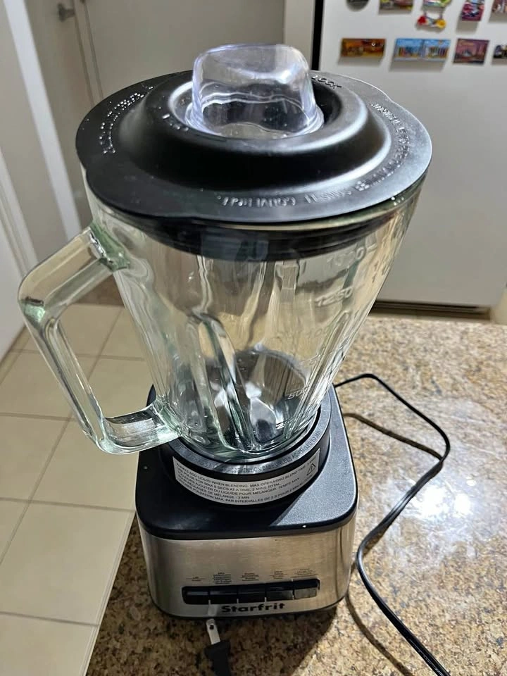 Starfrit Glass Jar Blender - Multi-Speed - Excellent Condition